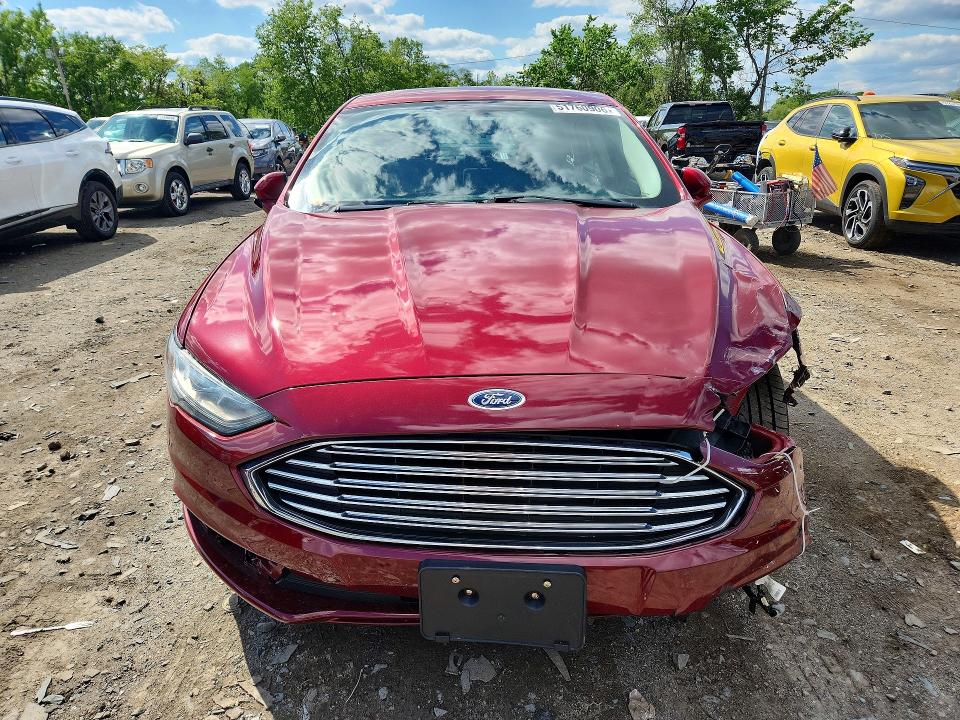 Photo 5 from auction – 2017 FORD FUSION with VIN 3FA6P0HD3HR334280