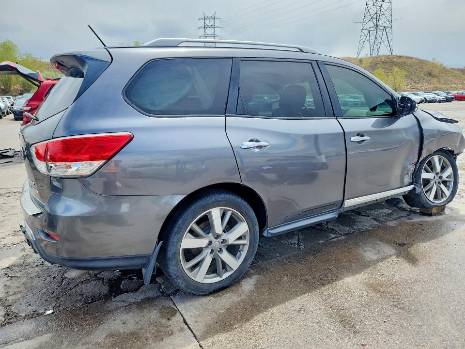 Photo 3 from auction – 2016 NISSAN PATHFINDER with VIN 5N1AR2MM7GC618682