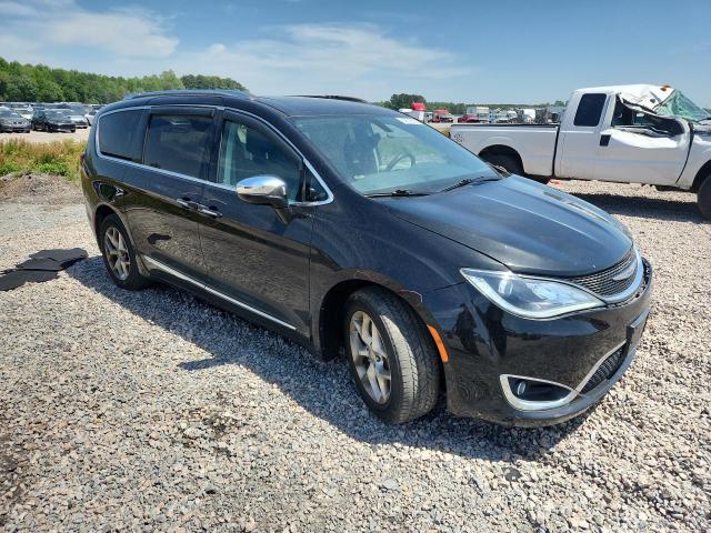 Photo 4 from auction – 2018 CHRYSLER PACIFICA with VIN 2C4RC1GG8JR233168