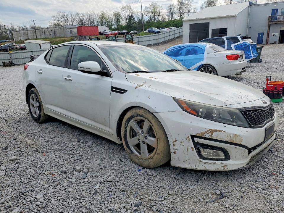 Photo 4 from auction – 2014 KIA OPTIMA with VIN 5XXGM4A72EG261187
