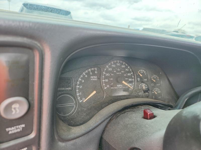 Photo 9 from auction – 2002 CHEVROLET AVALANCE with VIN 3GNEC13T22G187952