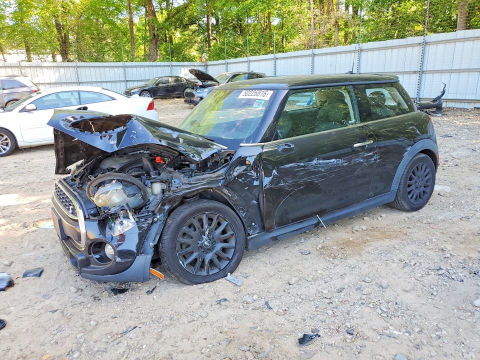 MINI COOPER 2016 with VIN WMWXP7C57G2C60873 - Photo from auction
