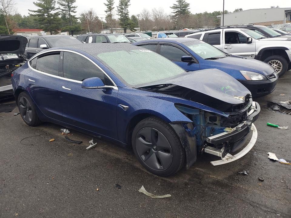 Photo 4 from auction – 2019 TESLA MODEL 3 with VIN 5YJ3E1EA2KF400846