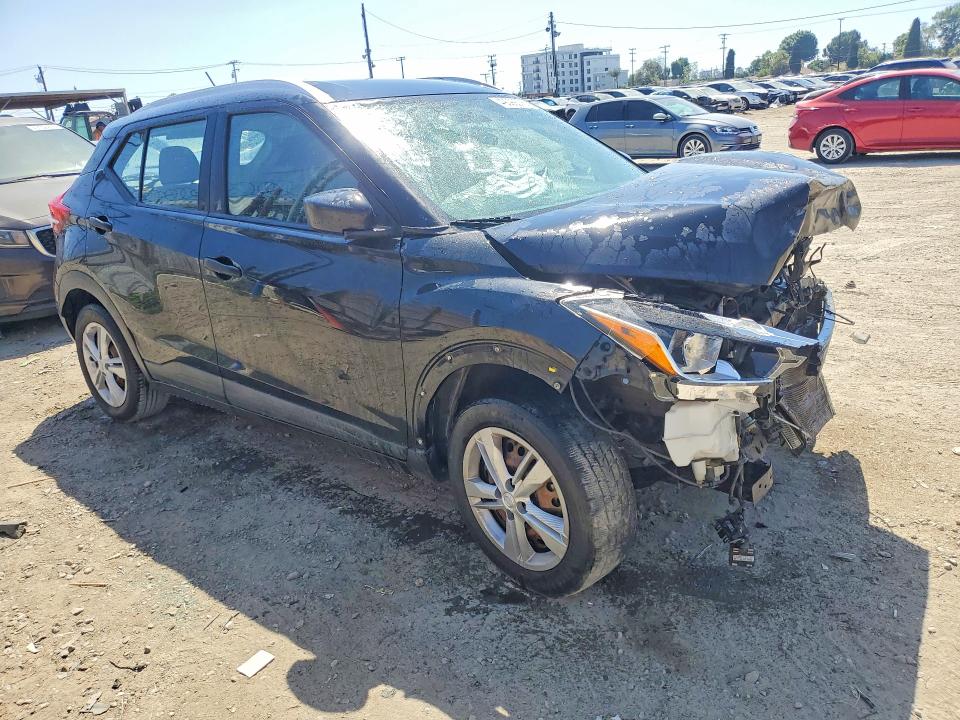 Zdjęcie 4 z aukcji – 2019 NISSAN KICKS z VIN 3N1CP5CU2KL501064