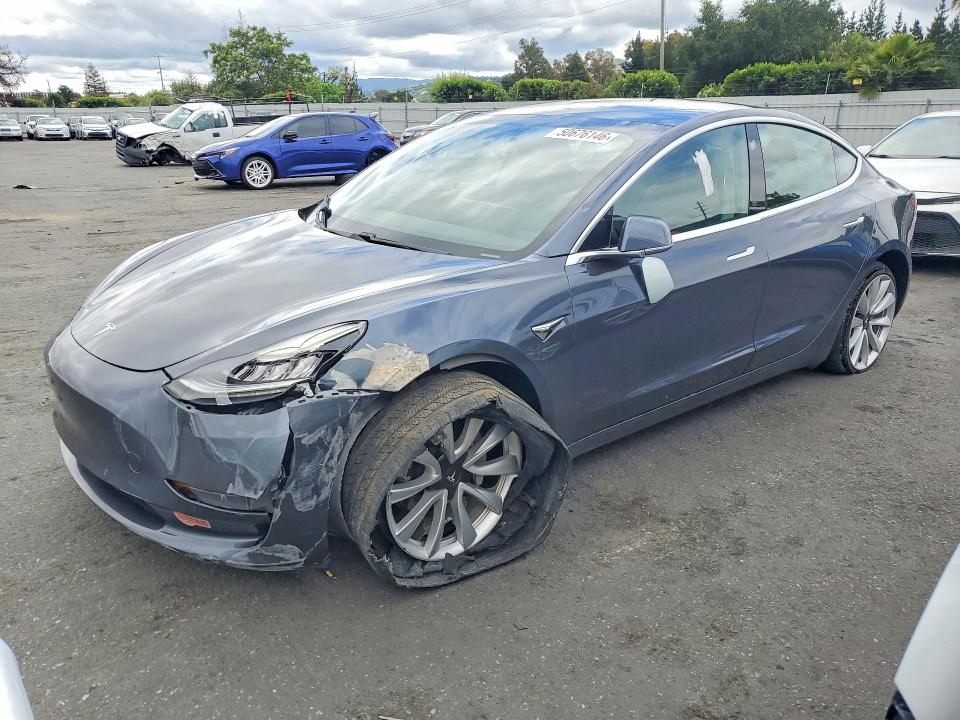 TESLA MODEL 3 2019 with VIN 5YJ3E1EA3KF475961 - Photo from auction