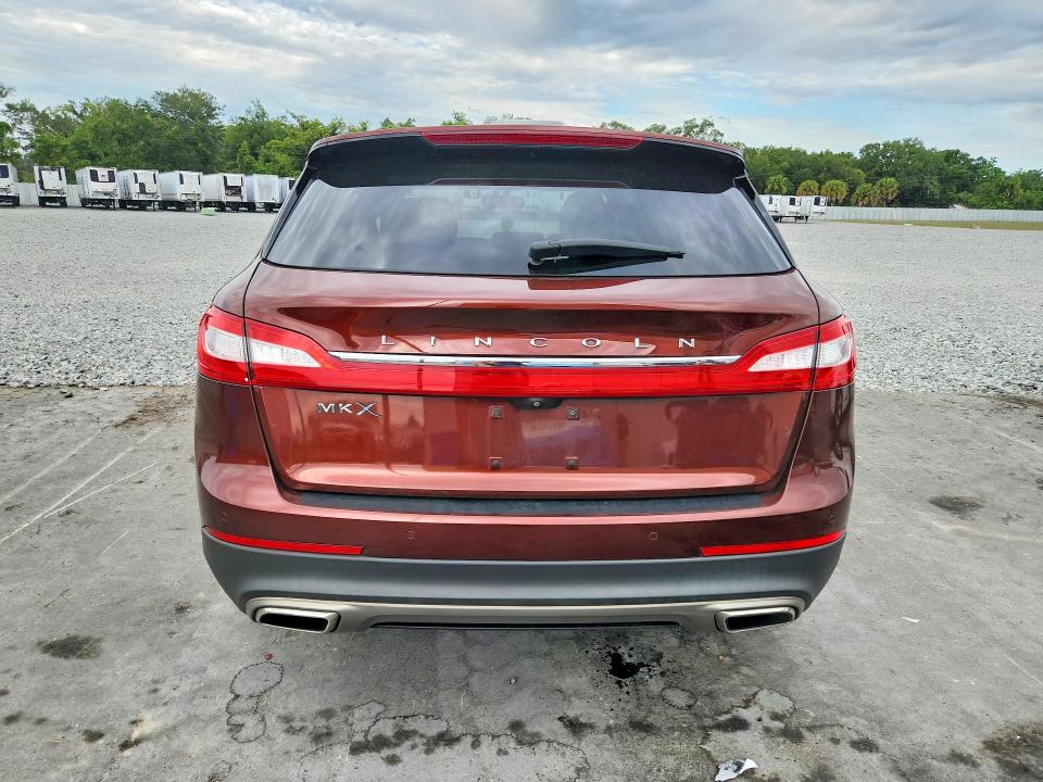 Photo 6 from auction – 2016 LINCOLN MKX with VIN 2LMTJ6KR5GBL51326