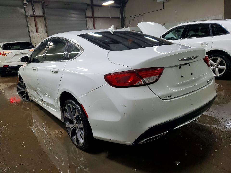 Photo 2 from auction – 2015 CHRYSLER 200 with VIN 1C3CCCEG2FN540087