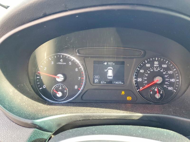Photo 9 from auction – 2019 KIA SORENTO with VIN 5XYPG4A39KG522326