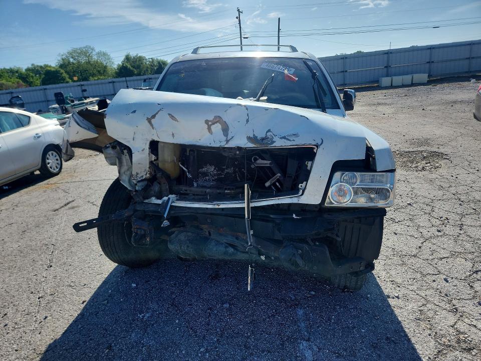 Photo 5 from auction – 2006 INFINITI QX56 with VIN 5N3AA08A46N809661