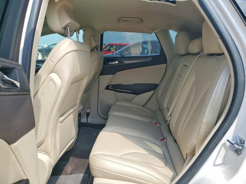 Photo 11 from auction – 2018 LINCOLN MKC with VIN 5LMCJ1C98JUL00785
