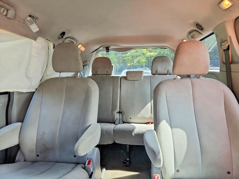صورة رقم 10 من المزاد - 2012 TOYOTA SIENNA مع VIN 5TDZK3DC3CS230236