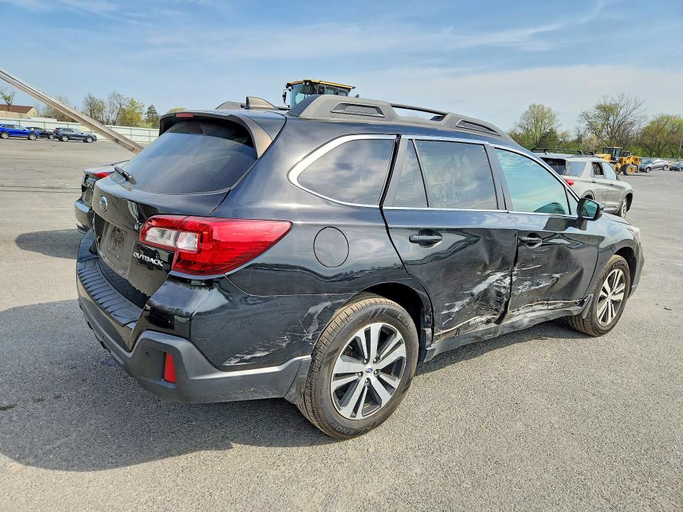 Photo 3 from auction – 2019 SUBARU OUTBACK with VIN 4S4BSANC0K3225303