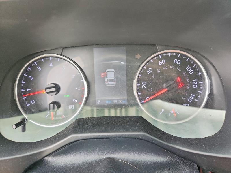 Photo 9 from auction – 2019 TOYOTA RAV4 with VIN 2T3P1RFV1KC043328