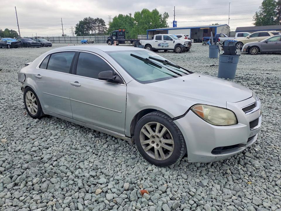 Photo 4 from auction – 2010 CHEVROLET MALIBU with VIN 1G1ZB5EB9AF203713