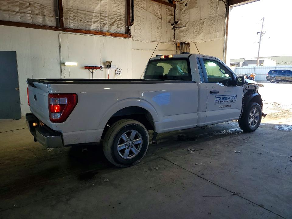 Photo 3 from auction – 2022 FORD F150 with VIN 1FTMF1CB2NKF05150