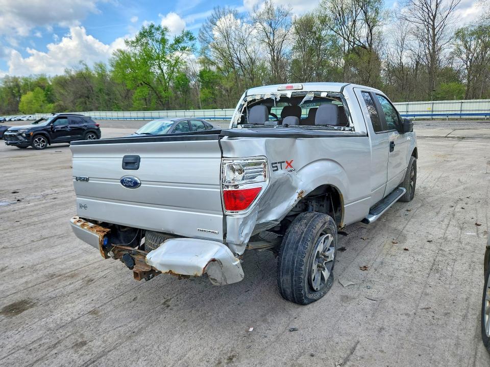 Photo 3 from auction – 2013 FORD F150 with VIN 1FTFX1EF2DFD32386