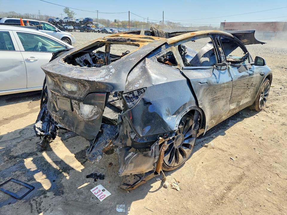 Photo 3 from auction – 2023 TESLA MODEL Y with VIN 7SAYGDEF5PF830748