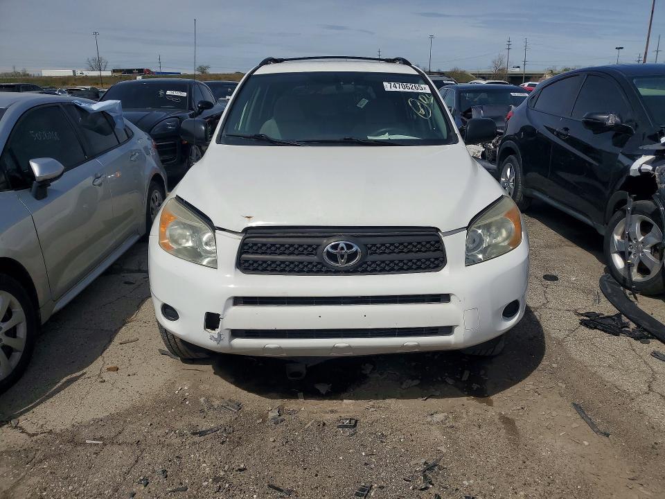 Photo 5 from auction – 2006 TOYOTA RAV4 with VIN JTMZD33V265008889