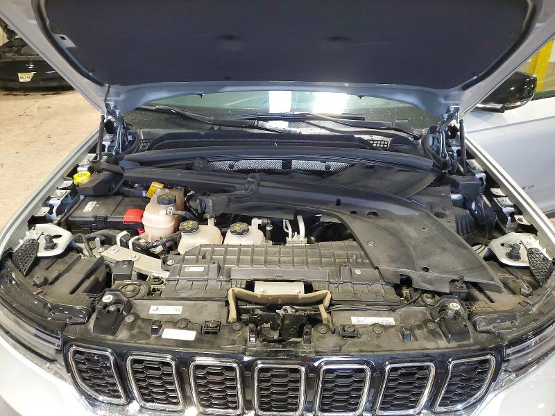 Photo 12 from auction – 2023 JEEP GRAND CHEROKEE with VIN 1C4RJYB67PC595877