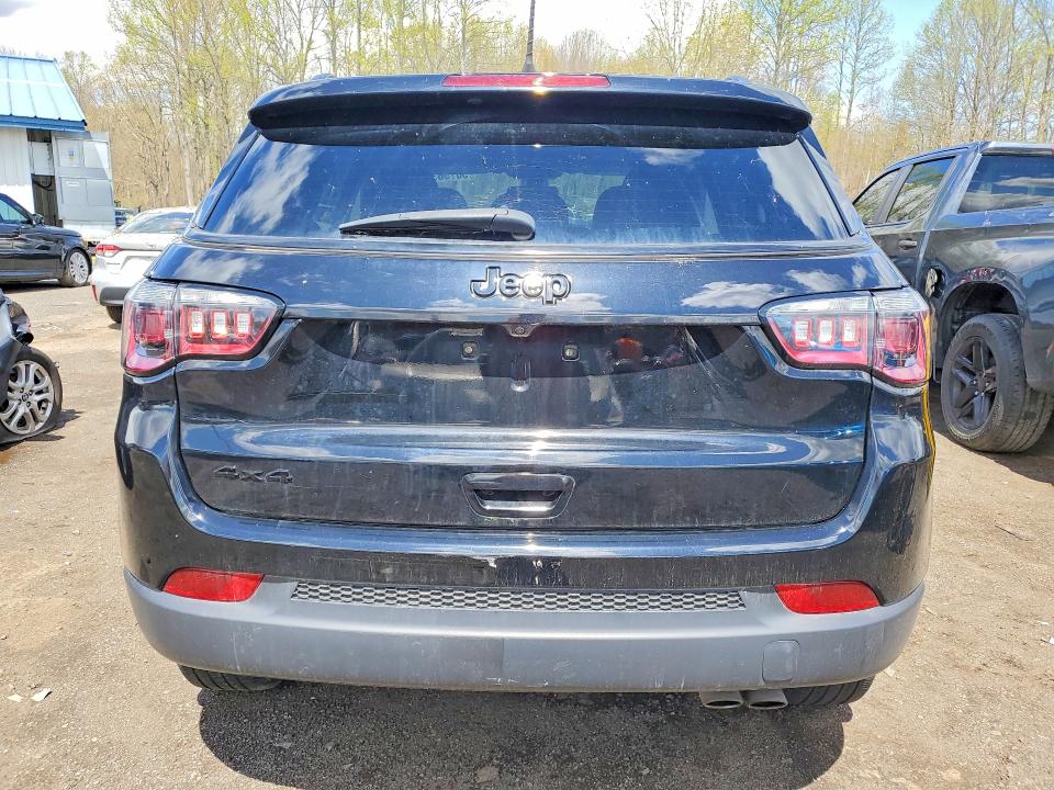 Photo 6 from auction – 2021 JEEP COMPASS with VIN 3C4NJDBB9MT509439