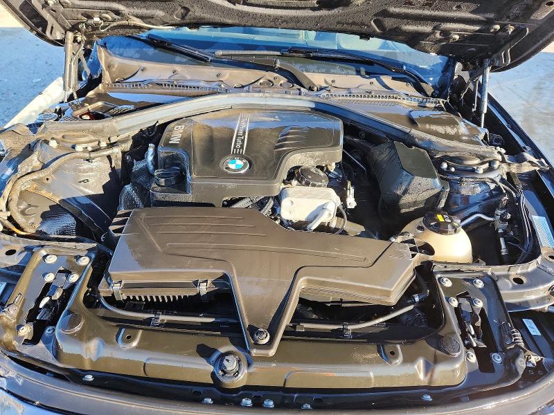 Photo 11 from auction – 2015 BMW 328 with VIN WBA3B3G56FNT19356
