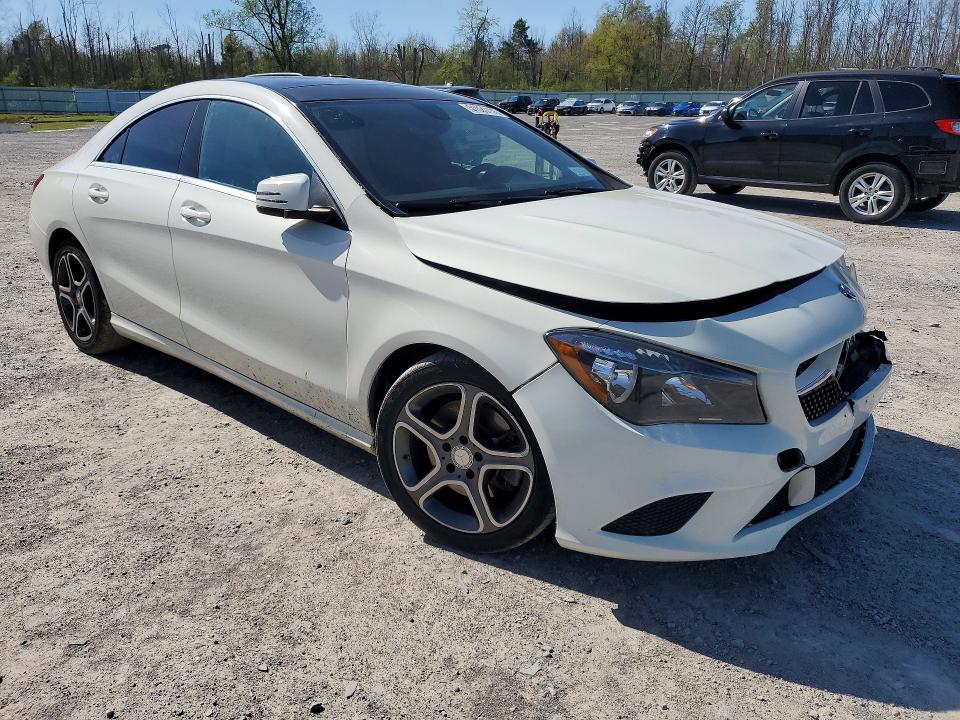 Photo 4 from auction – 2014 MERCEDES-BENZ CLA with VIN WDDSJ4EB4EN138504