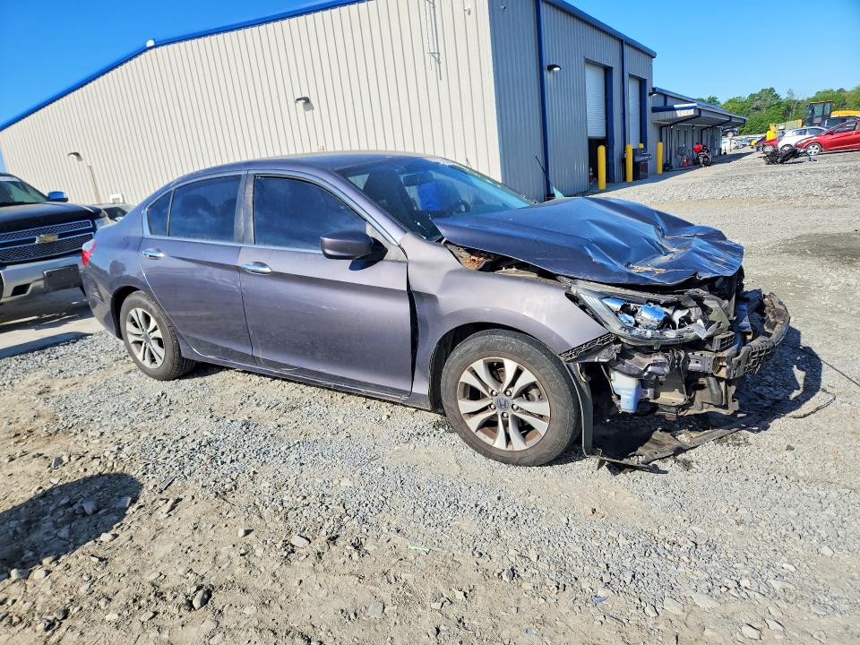 Photo 4 from auction – 2015 HONDA ACCORD with VIN 1HGCR2F37FA263493