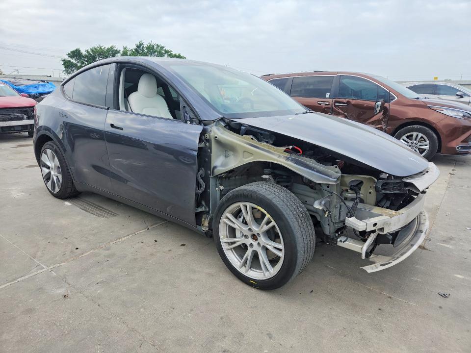 Photo 4 from auction – 2021 TESLA MODEL Y with VIN 5YJYGDEE3MF187235