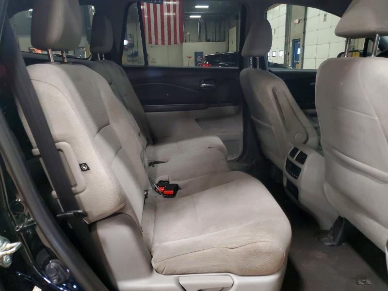Фото 11 с аукциона – 2016 HONDA PILOT с VIN 5FNYF6H30GB081760