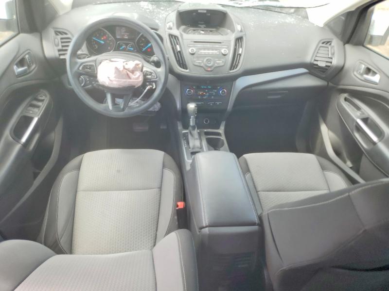 Photo 8 from auction – 2017 FORD ESCAPE with VIN 1FMCU0GD1HUB36566