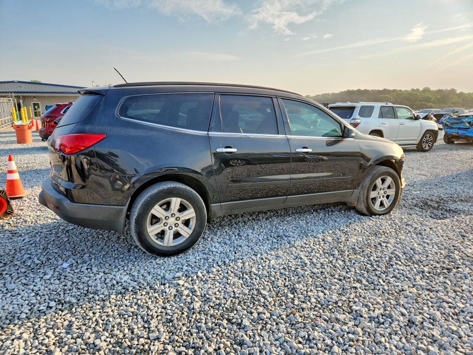 Photo 3 from auction – 2011 CHEVROLET TRAVERSE with VIN 1GNKRJED4BJ131307