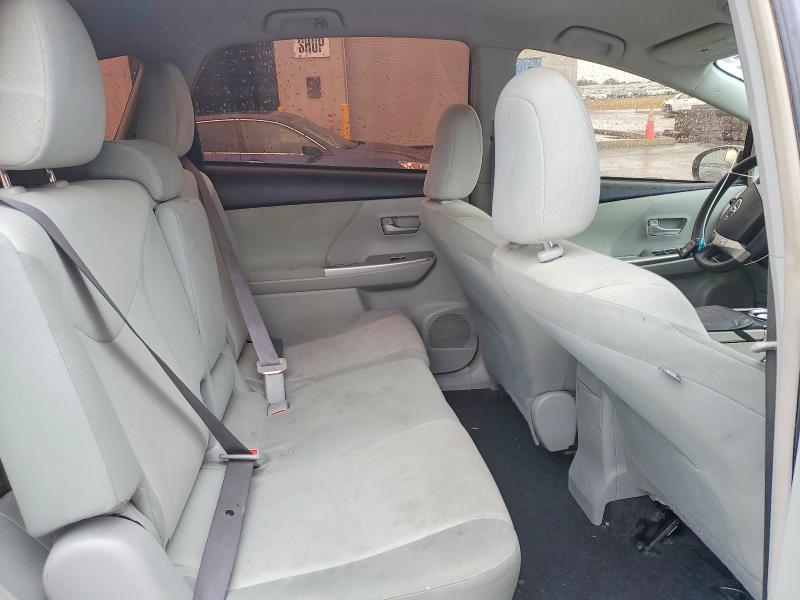 Photo 10 from auction – 2014 TOYOTA PRIUS V with VIN JTDZN3EU8E3336040