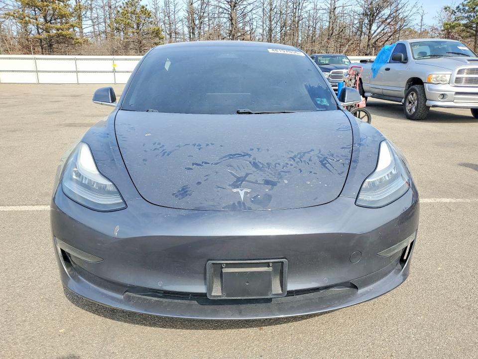 صورة رقم 5 من المزاد - 2018 TESLA MODEL 3 مع VIN 5YJ3E1EA6JF052743