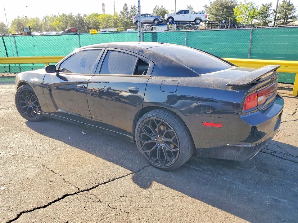 Photo 2 from auction – 2013 DODGE CHARGER with VIN 2C3CDXDT7DH687434