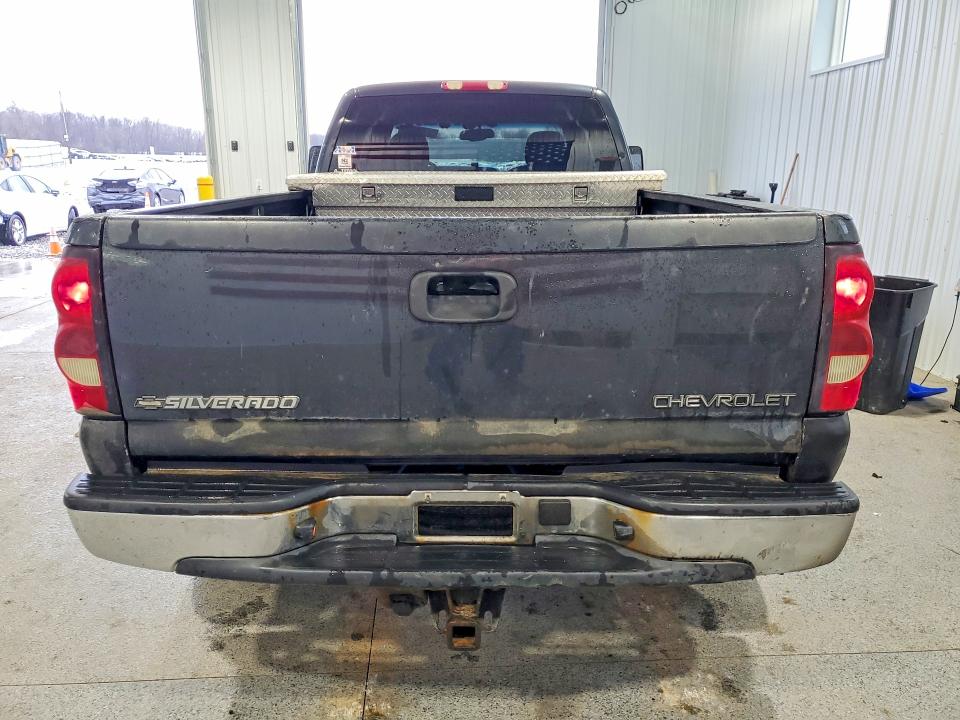 Foto 6 de la subasta – 2004 CHEVROLET SILVERADO con VIN 1GCHK29204E271677