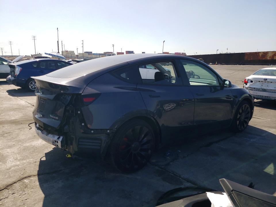 Photo 3 from auction – 2022 TESLA MODEL Y with VIN 7SAYGDEF0NF486677