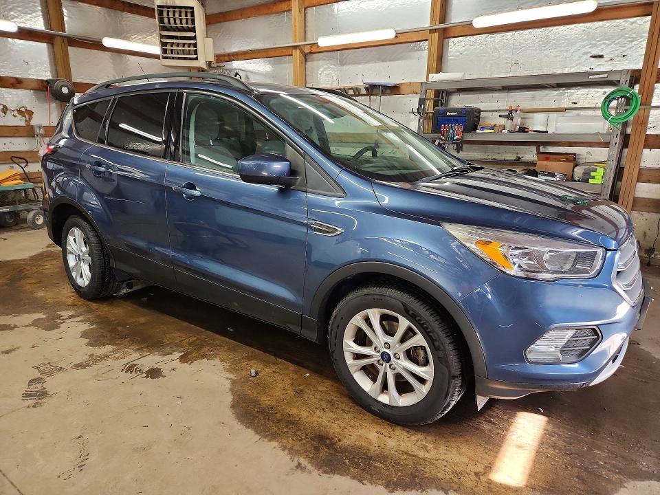 Фото 4 с аукциона – 2018 FORD ESCAPE с VIN 1FMCU0GD9JUC46898