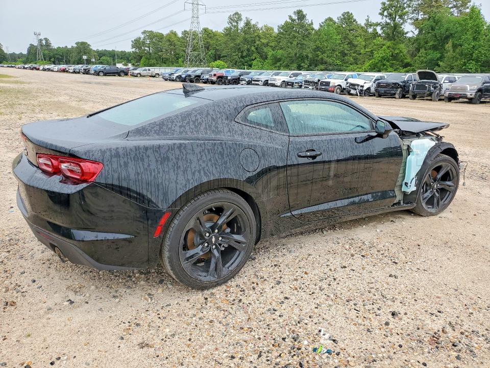 Photo 3 from auction – 2019 CHEVROLET CAMARO with VIN 1G1FB1RX5K0141944