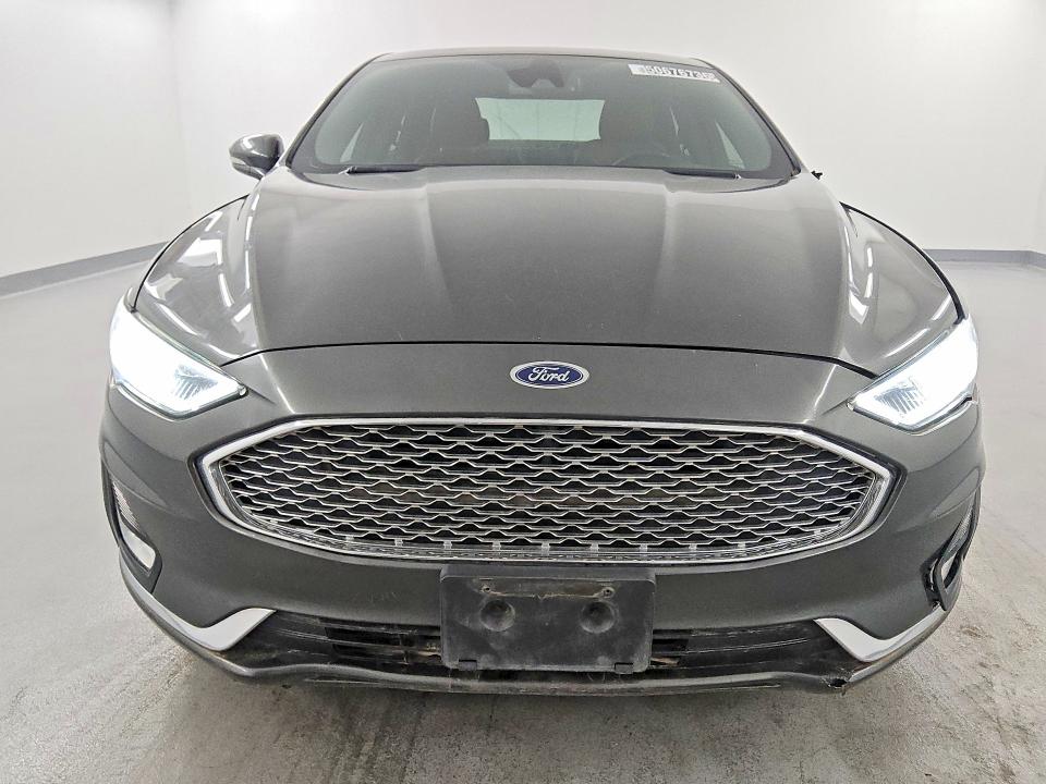 Photo 5 from auction – 2019 FORD FUSION with VIN 3FA6P0SU6KR231743