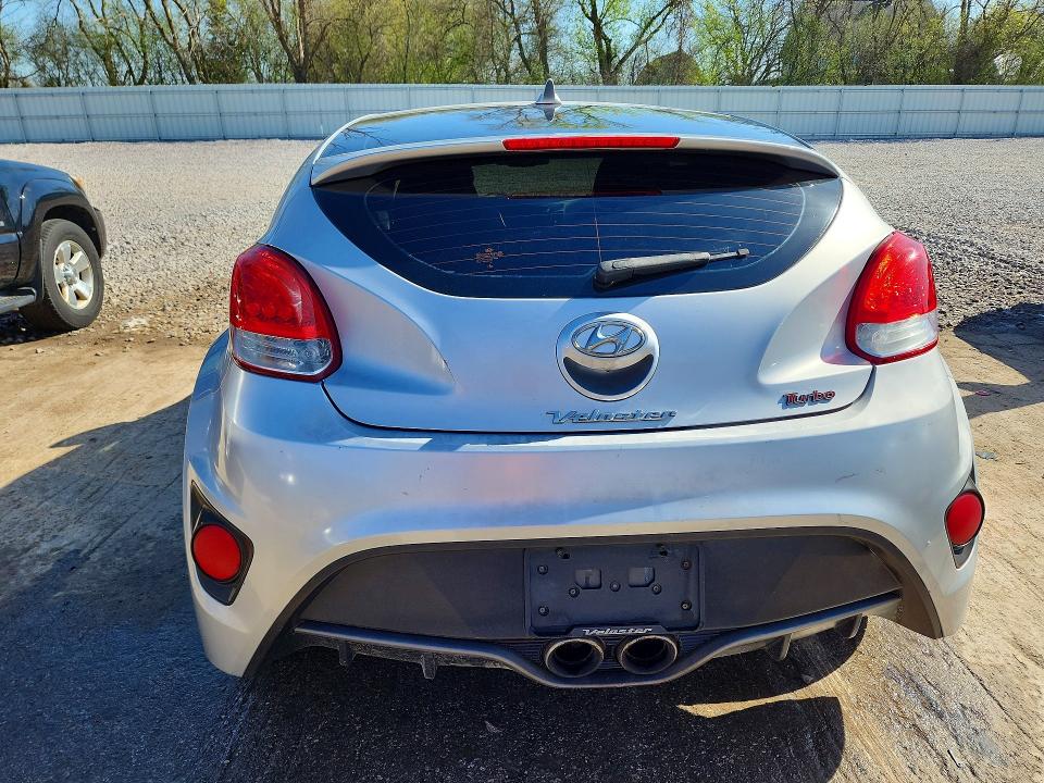 Photo 6 from auction – 2013 HYUNDAI VELOSTER with VIN KMHTC6AE4DU144503