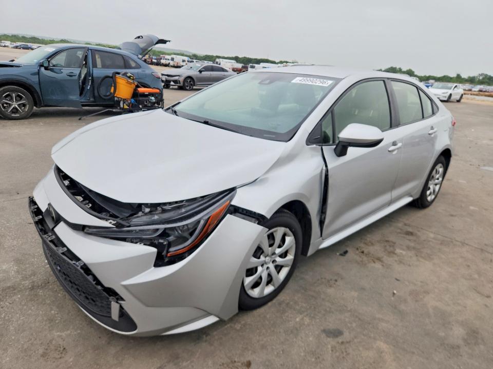 TOYOTA COROLLA 2022 with VIN JTDEPMAE6NJ226435 - Photo from auction