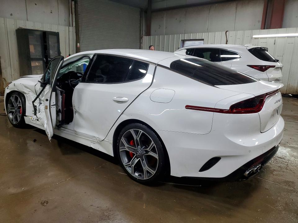 Foto 2 de la subasta – 2020 KIA STINGER con VIN KNAE35LC3L6078383