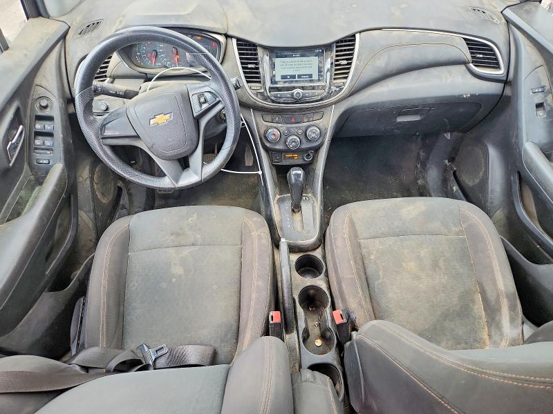 Photo 8 from auction – 2017 CHEVROLET TRAX with VIN KL7CJKSB4HB129781