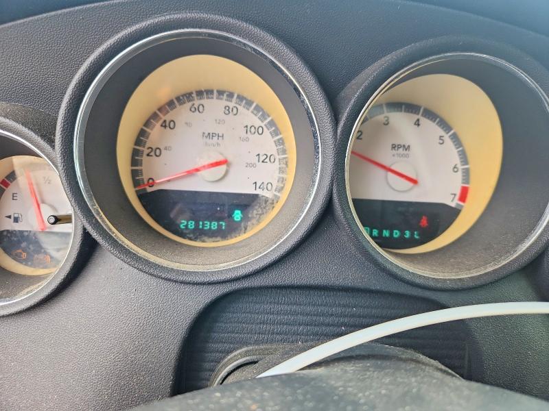 Photo 9 from auction – 2008 DODGE MAGNUM with VIN 2D4FV47T48H130554