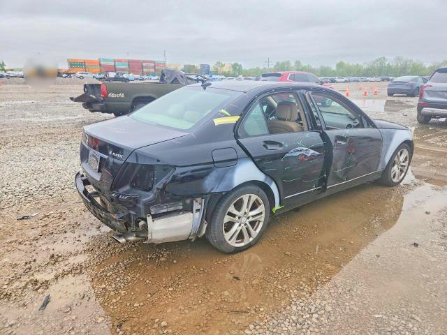 Photo 3 from auction – 2012 MERCEDES-BENZ C with VIN WDDGF8BB4CR229927