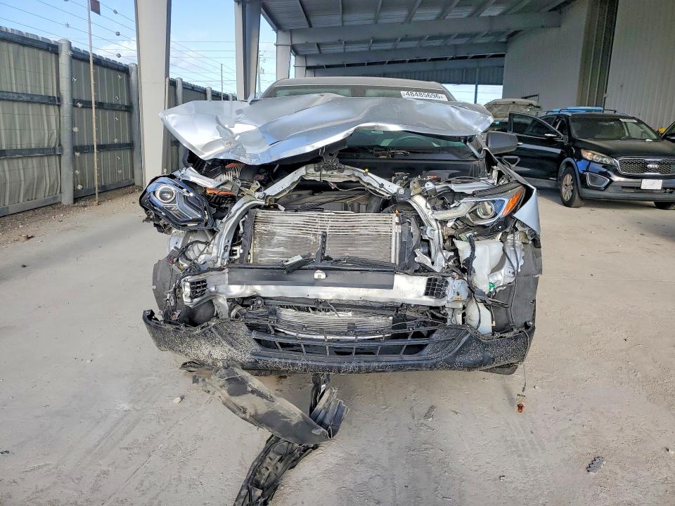 Photo 5 from auction – 2018 CHEVROLET EQUINOX with VIN 2GNAXHEV5J6222990