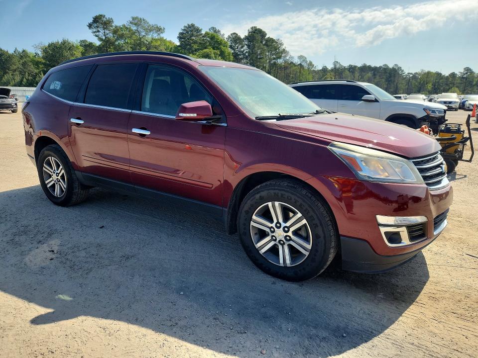 Photo 4 from auction – 2017 CHEVROLET TRAVERSE with VIN 1GNKVGKDXHJ204496
