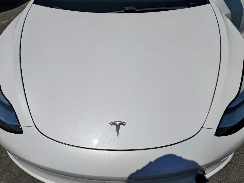 Photo 11 from auction – 2018 TESLA MDL 3 with VIN 5YJ3E1EA5JF026165