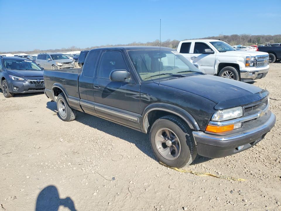 Photo 4 from auction – 2000 CHEVROLET S TRUCK with VIN 1GCCS19W4Y8218587