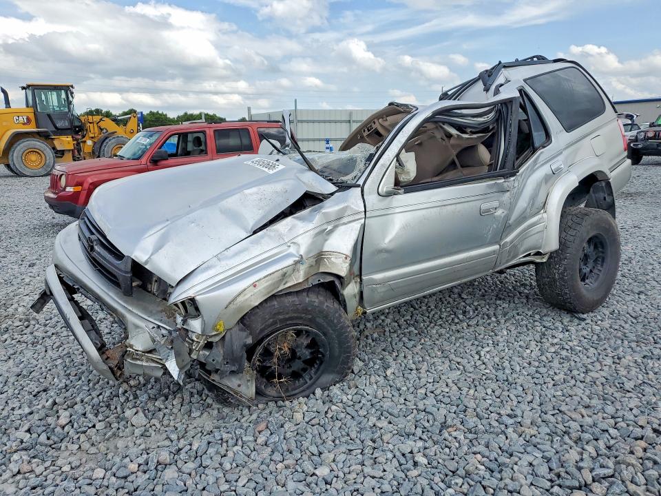 TOYOTA 4RUNNER 2002 with VIN JT3GN87R020235430 - Photo from auction